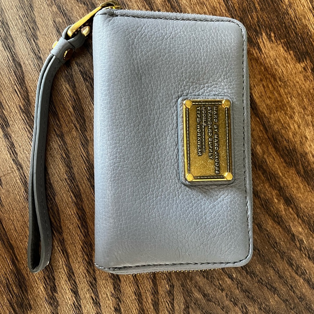 Marc by Marc Jacobs Wristlet!
